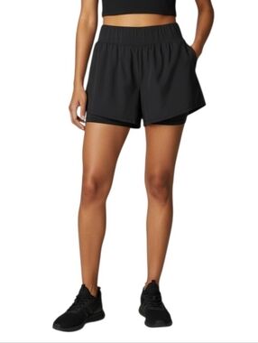 Halara Tummy Control Workout Shorts  Athletic  High Waisted Black W/ Pockets